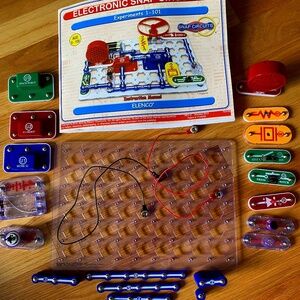 Eleanco Snap Circuits